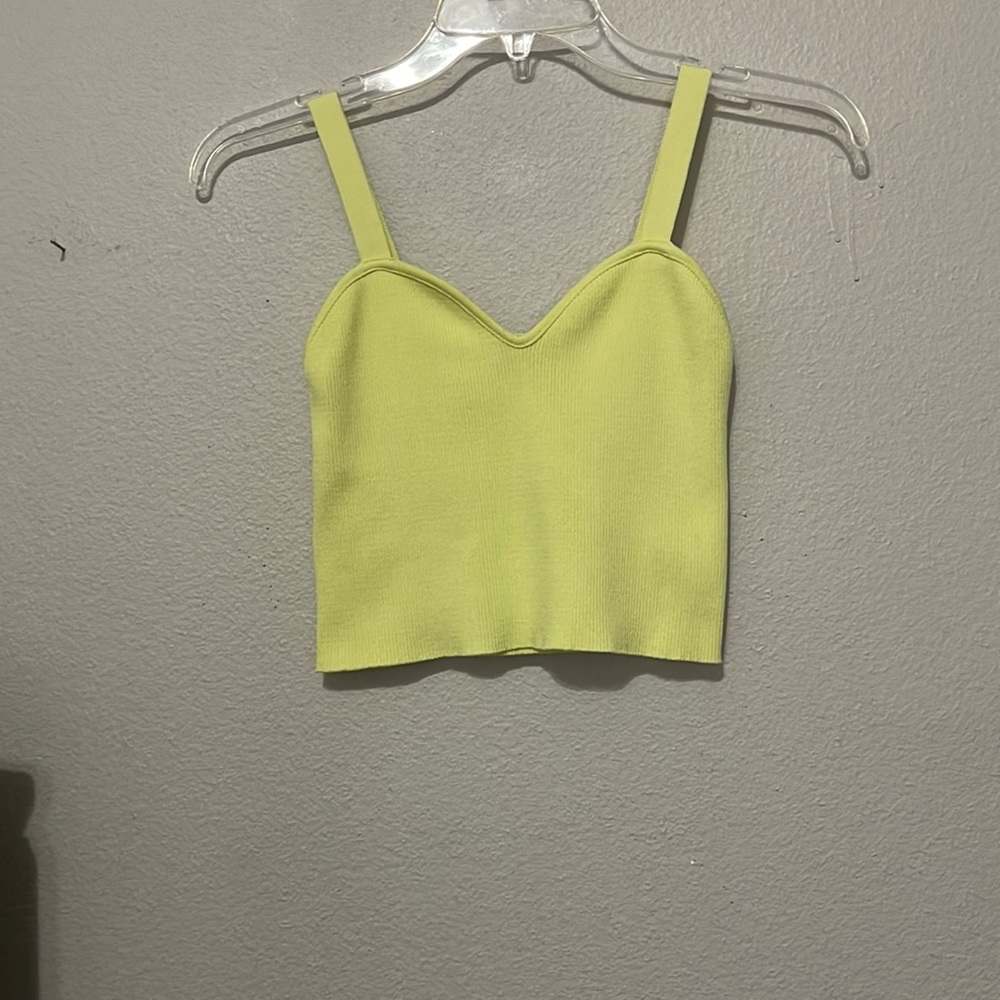 ZARA KNIT CROP TOP